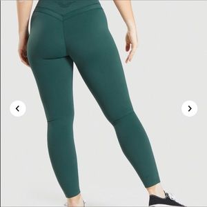 ISO AMAZON WHITNEY SIMMONS LEGGINGS